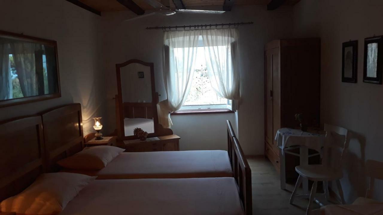 Apartments Lovor Silba Buitenkant foto